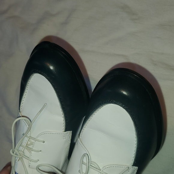 Nickles Vintage 100% All Genuine Leather Classic White and Black Sz. 7.5B Shoes - Picture 8 of 11